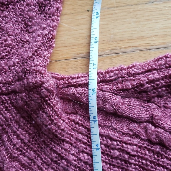 *Sold* Dark Pink Sweater - Picture 8 of 11